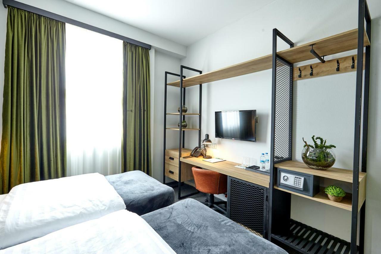Graphica 3* Tbilisi